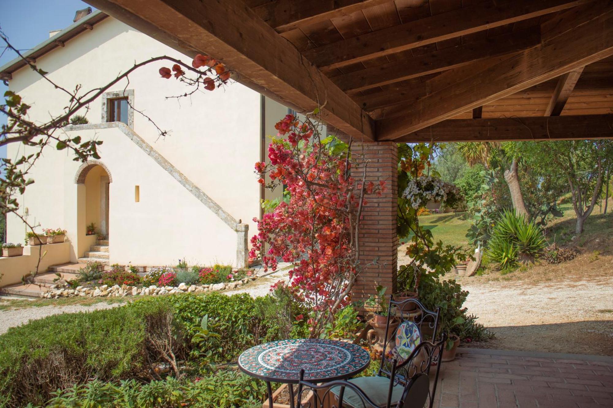 Agriturismo Morani ซานตาเซเวรา ภายนอก รูปภาพ